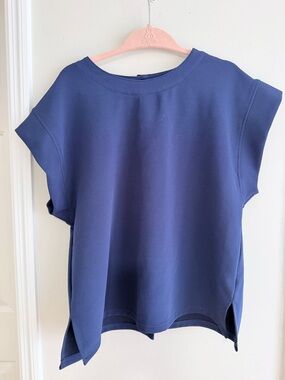 entro Navy Short Sleeve Boxy Top in Deep Blue